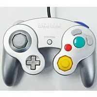 NINTENDO GAMECUBE - Video Game Accessories - Game Controller (コントローラ(シルバー) ゲームキューブ専用) - No Box No Manual