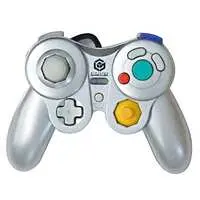 NINTENDO GAMECUBE - Game Controller - Video Game Accessories (ジョイパッドキューブミニ(メタルシルバー))