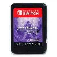 Nintendo Switch - Fire Emblem: Three Houses