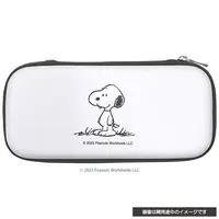 Nintendo Switch - Pouch - Video Game Accessories - SNOOPY