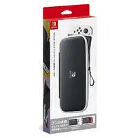 Nintendo Switch - Case - Video Game Accessories (Nintendo Switchキャリングケース(画面保護シート付き))