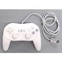 Wii - Game Controller - Video Game Accessories (e-game クラシックコントローラPRO(白))