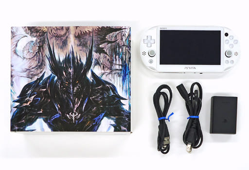 PlayStation Vita - Video Game Console (PlayStation Vita本体× FINAL FANTASY XIV ：HEAVENSWARD EDITION (ホワイト) [PCH-2000ZA/FF])