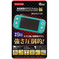 Nintendo Switch - Video Game Accessories (液晶画面ガラスフィルム 極 (Switch Lite用))