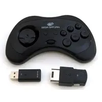 MEGA DRIVE - Video Game Accessories - Game Controller (Retro-Bit SEGA Saturn Wirelesss コントローラ V2(ブラック)[RB-SGA-047])